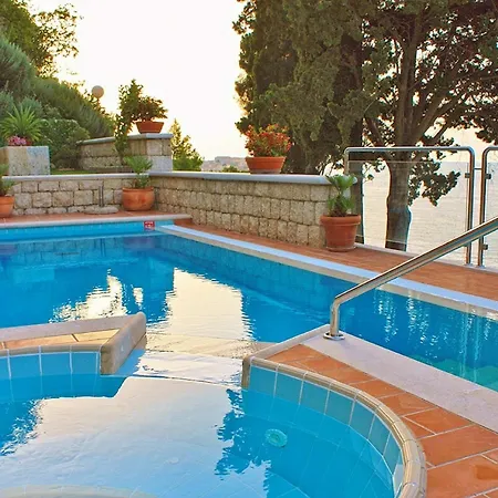 Adriatic Jewel Villa *